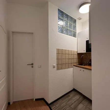 A Zur Ewigen Lampe Dritte Etage *